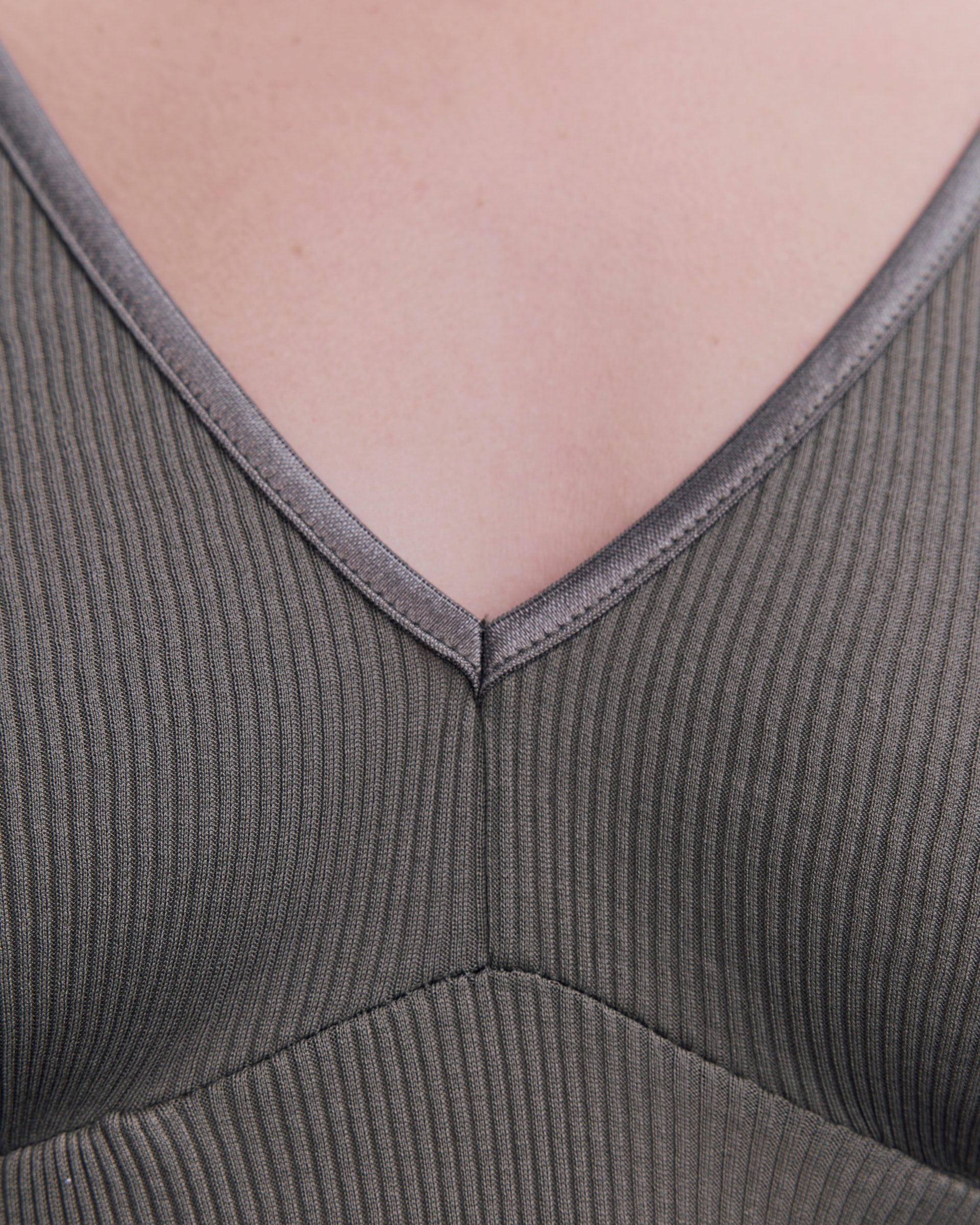 Intimo Plunge - Image 7