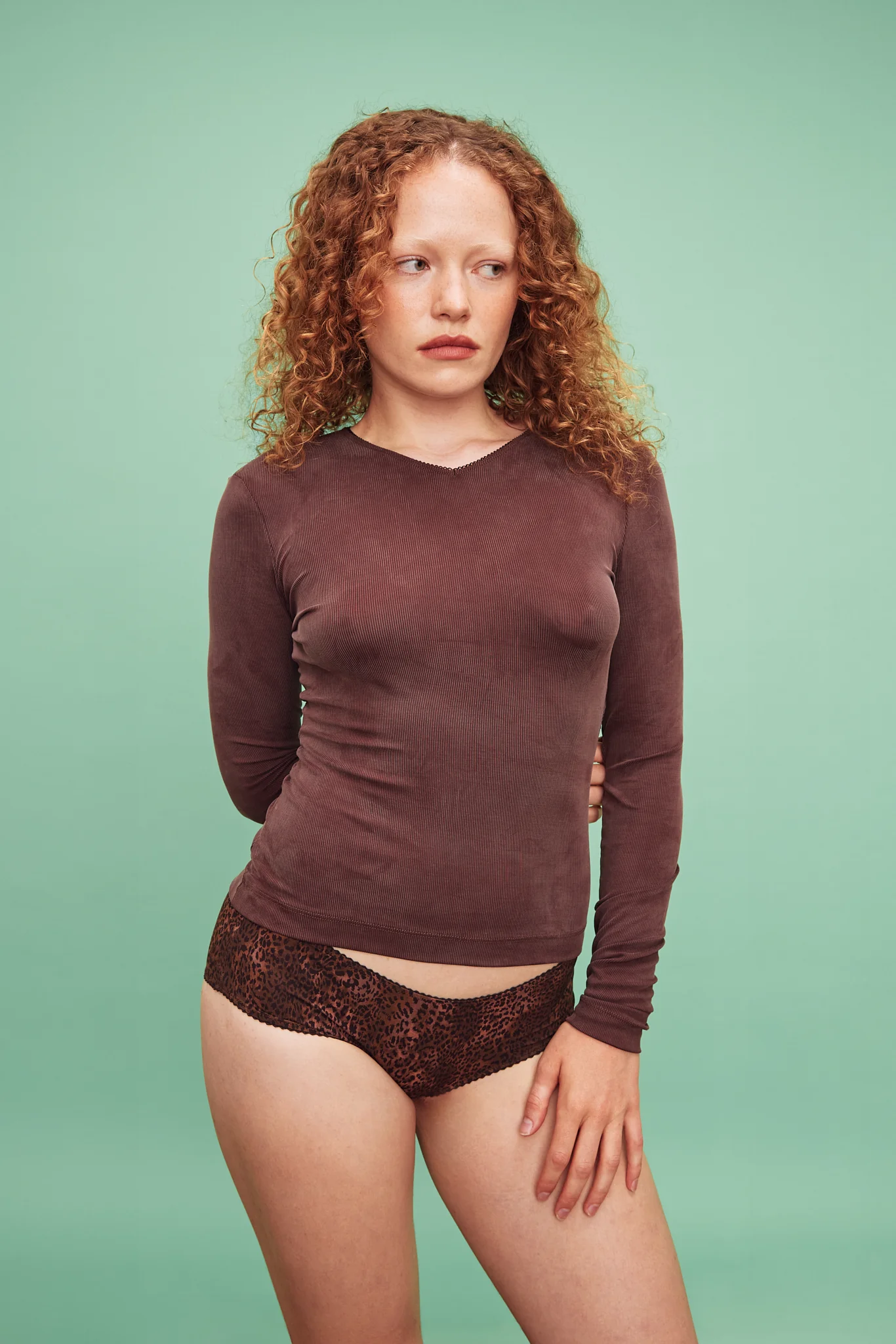 Second Skin V-Neck - Image 4